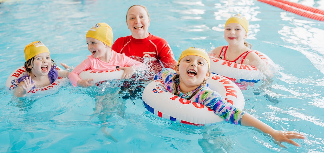 Swimming Lessons in Dearborn Heights: Staying Safe & Having Fun