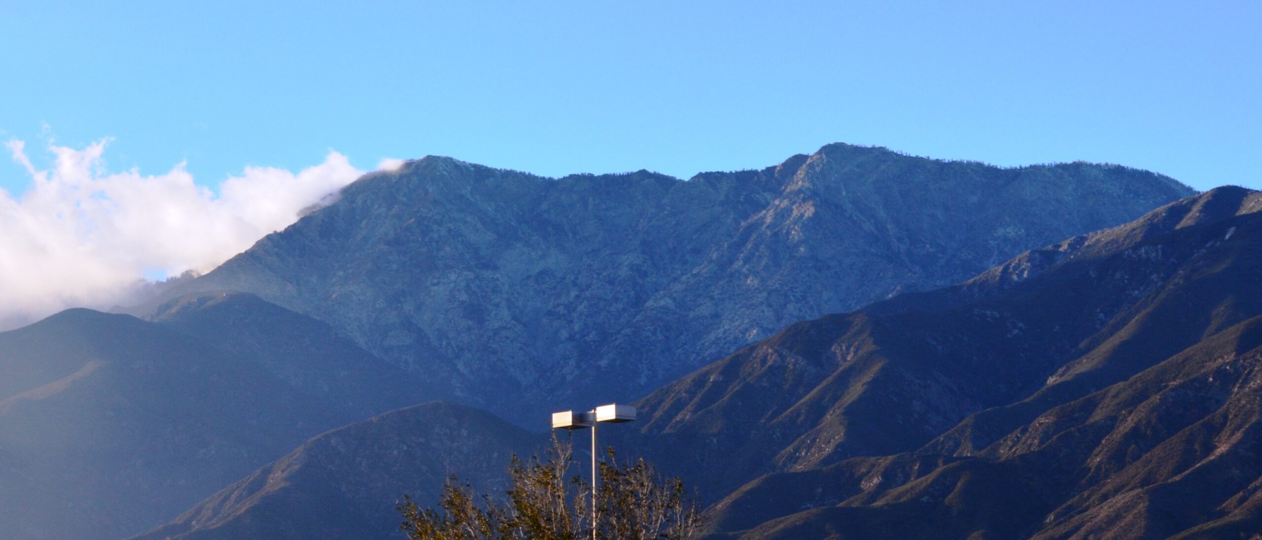 Fontana_CA_(2013)_02