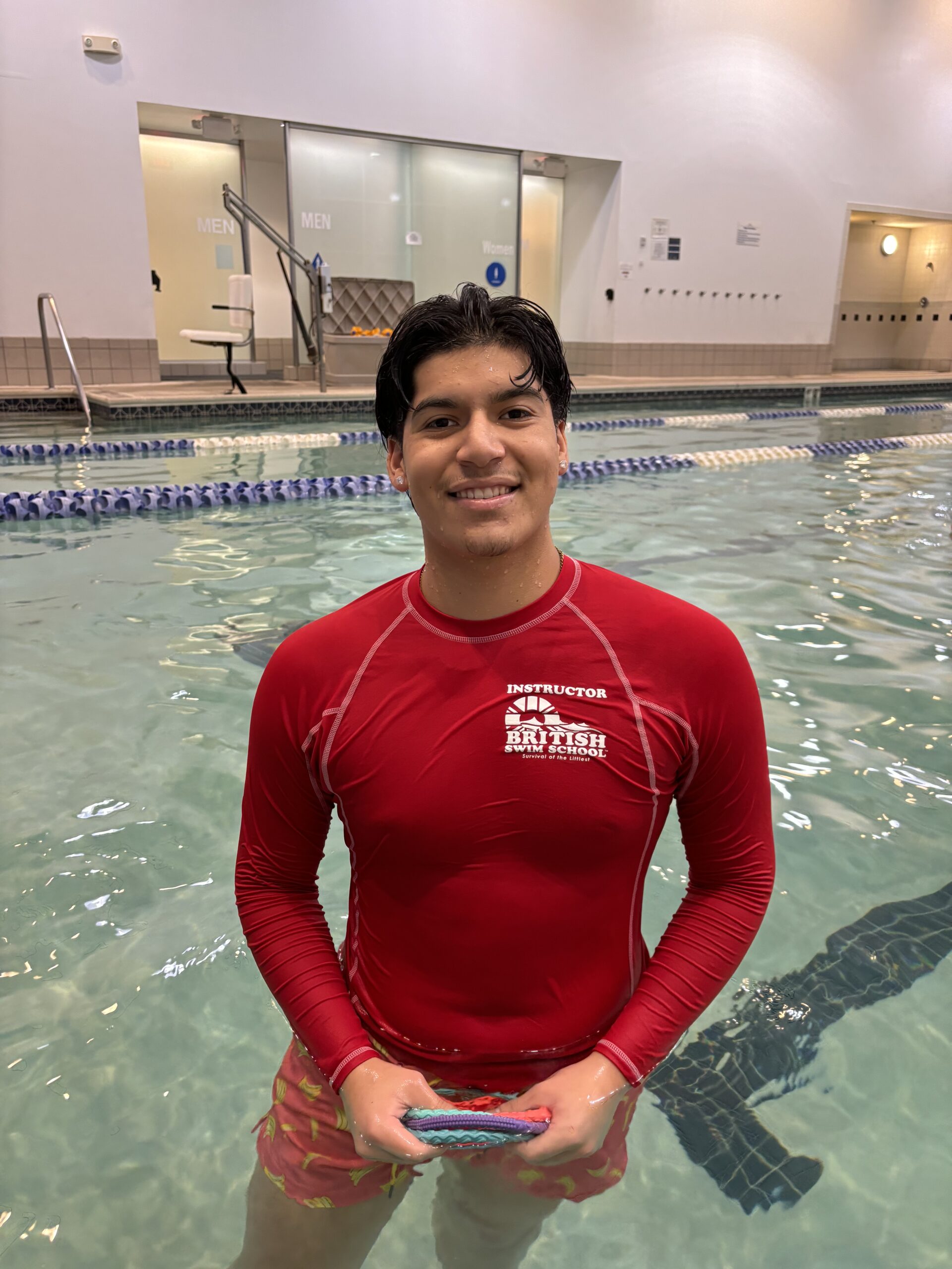 Coach Dylan, instructor de natación/operaciones de piscina de British Swim School of Greater Philadelphia - South Jersey