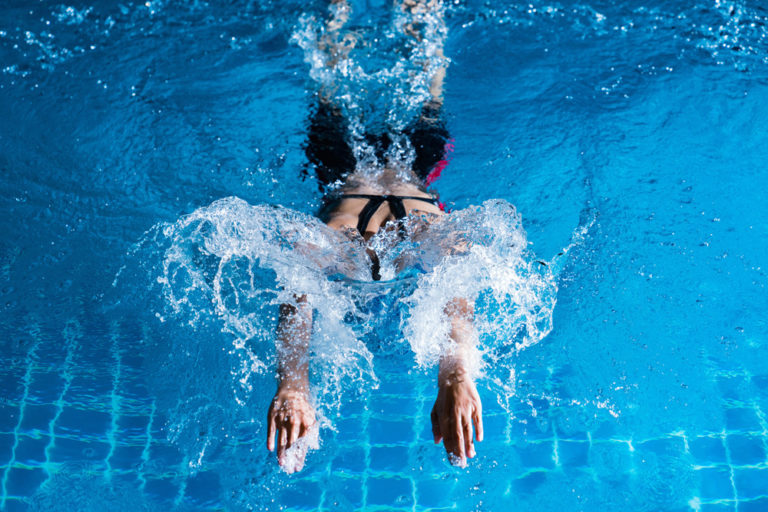 how-to-master-the-4-strokes-of-swimming-mississauga-swim-school